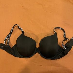 Victoria’s Secret perfect shape 32DD